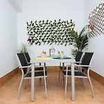 Sbh1 Beautiful 1 Bedroom Apartment In City Center